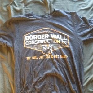 Funny Donald Trump T-Shirt ~ Size L